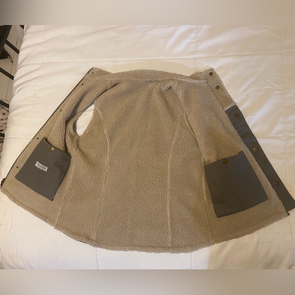 Smith and Rogue Womens Vest, worn once. S or M, I will not post measurements. - Picture 5 of 6